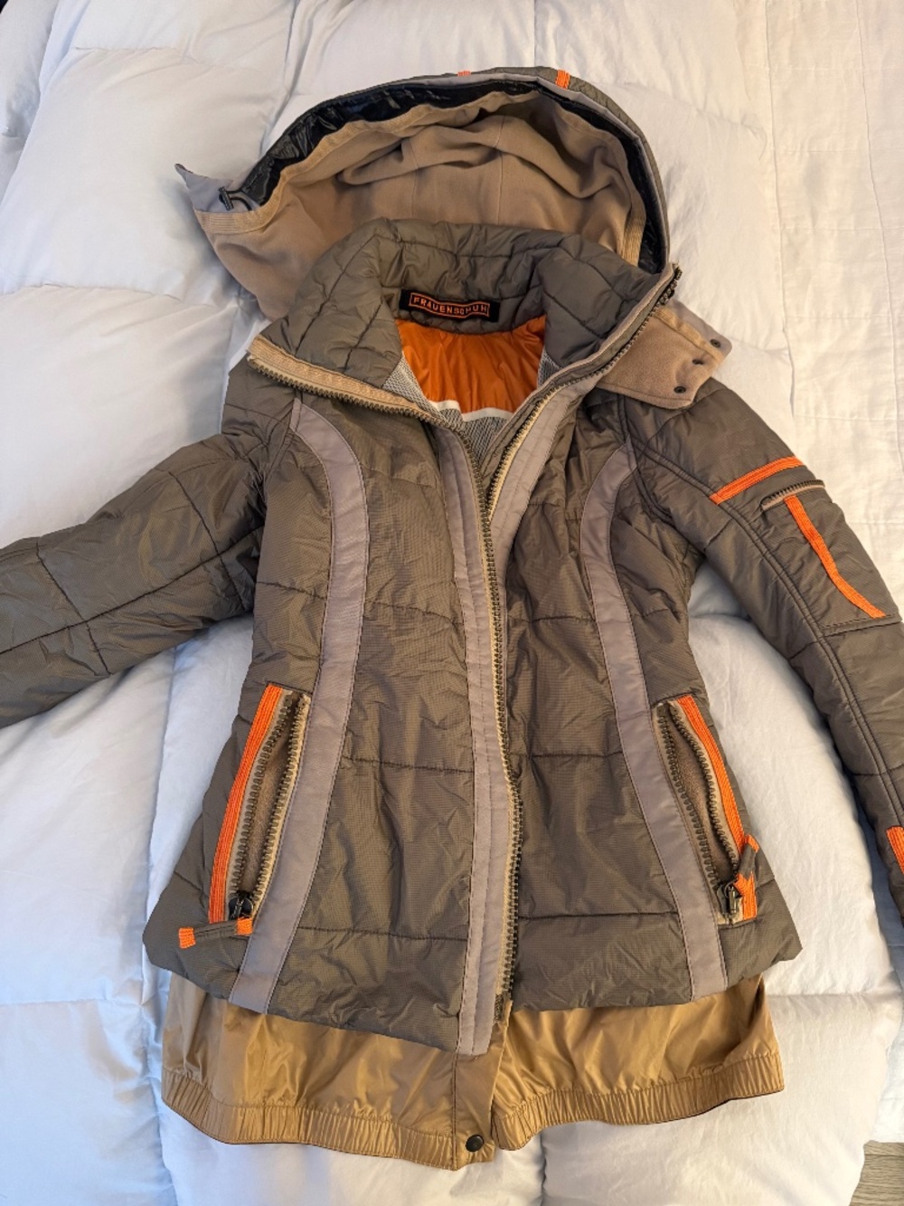 Frauenschuh Womens Insulated Jacket - XS - Olive -Xenia Ski Jacket